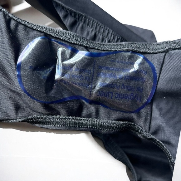 🌻NEW w/tags Miraclesuit Basic Swim Bottoms in Black | Size 14 - Picture 6 of 8